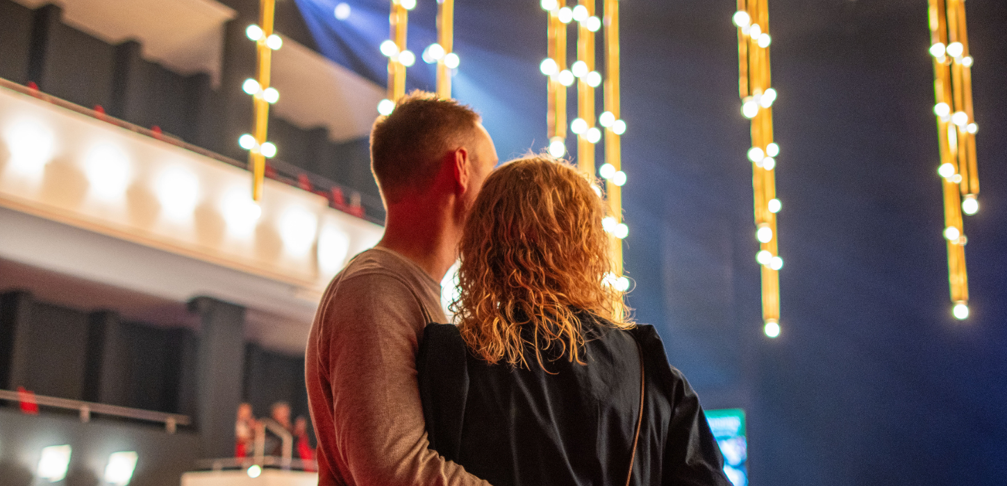 Par til forestilling i Vejle Musikteater